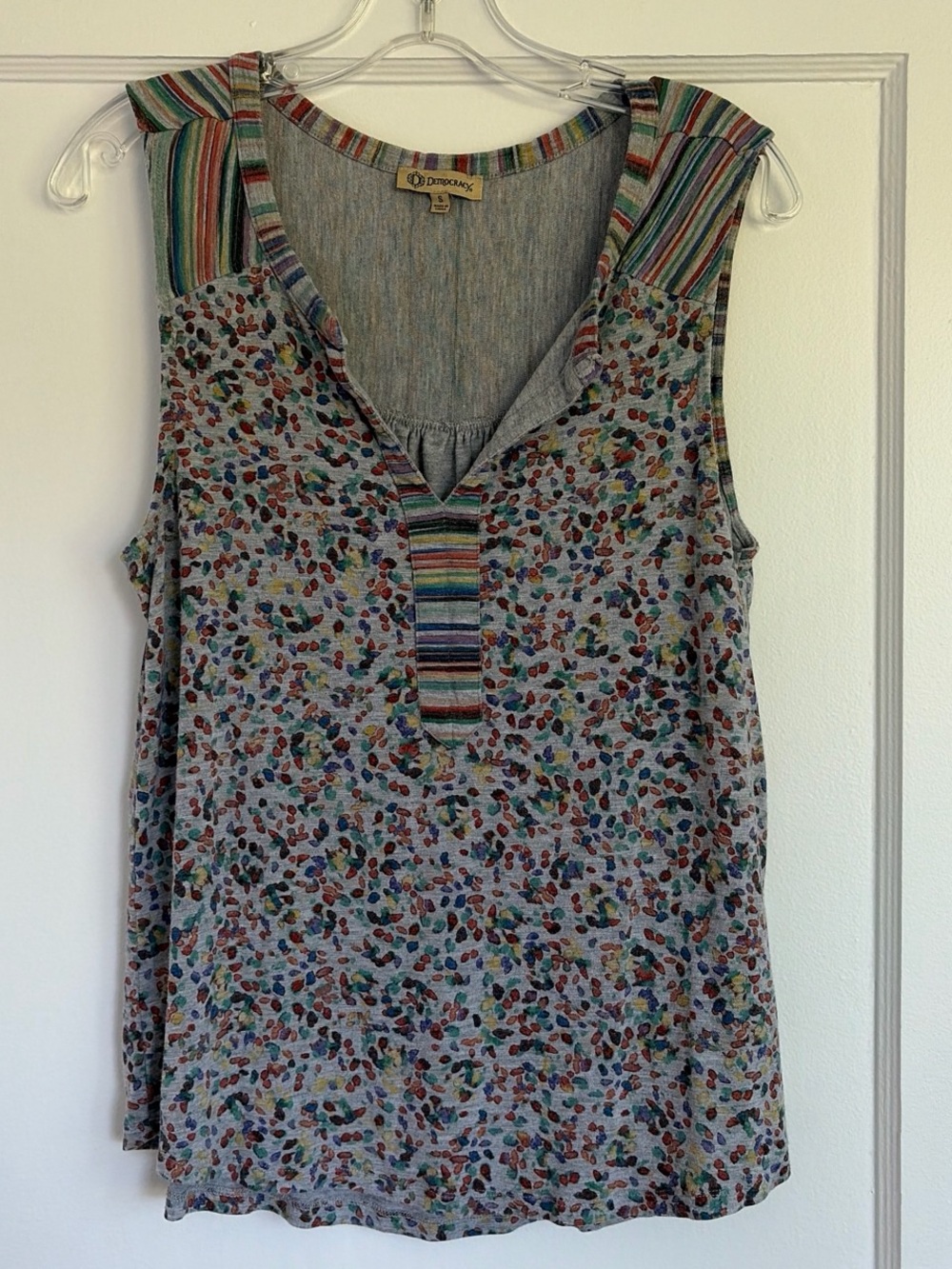 Democracy Multicolor Pebble Print Sleeveless Tank with Striped Trim
